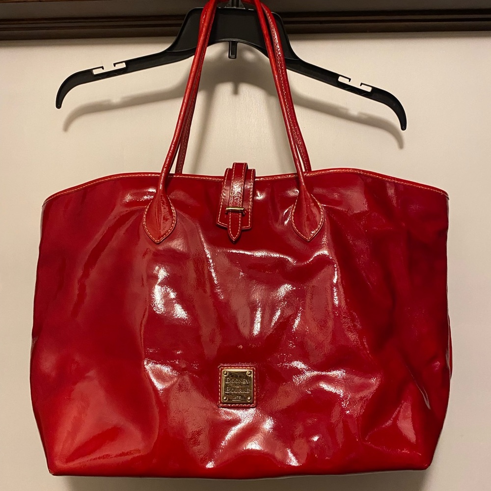 Dooney & Bourke | Red Patent Leather Tote Purse